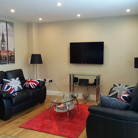 Cabot Mews Apartment Bristol
