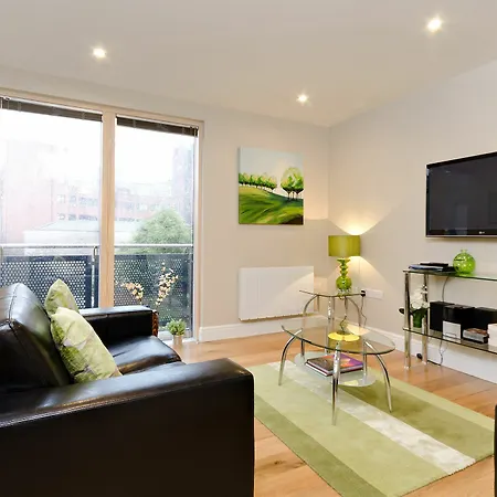 Cabot Mews Apartment
