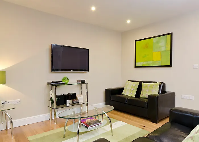 Cabot Mews بريستول